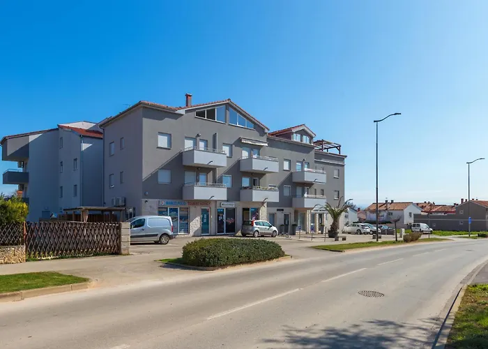 Marica - App Marabella - Mpolo Medulin